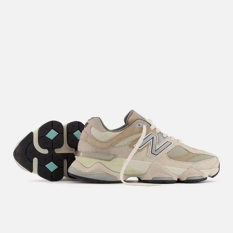 TÊNIS NEW BALANCE 9060 GOLD